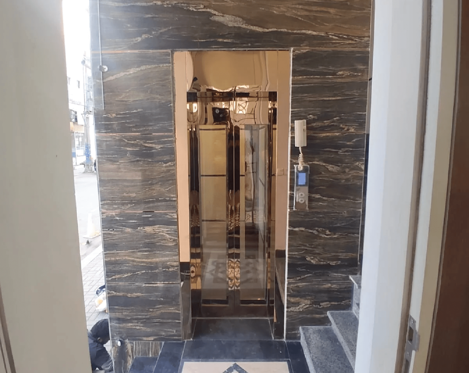 Passenger Elevators